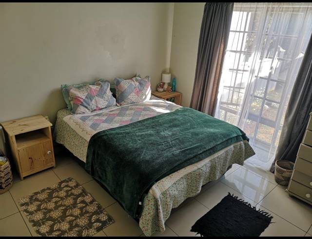 2 BEDROOM SIMPLEX TO LET IN BOUGHTON